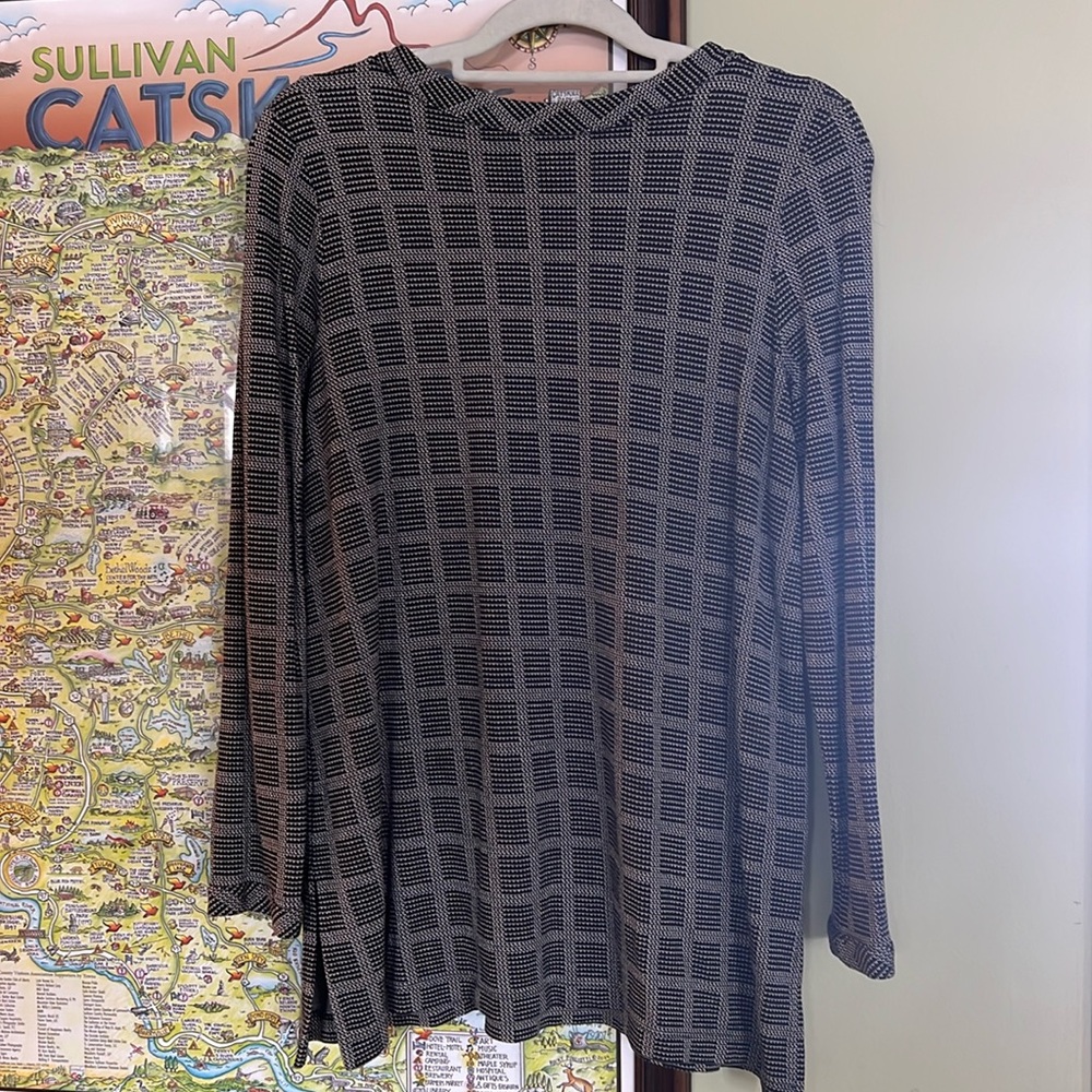 J Jill black and white long sleeve pattern